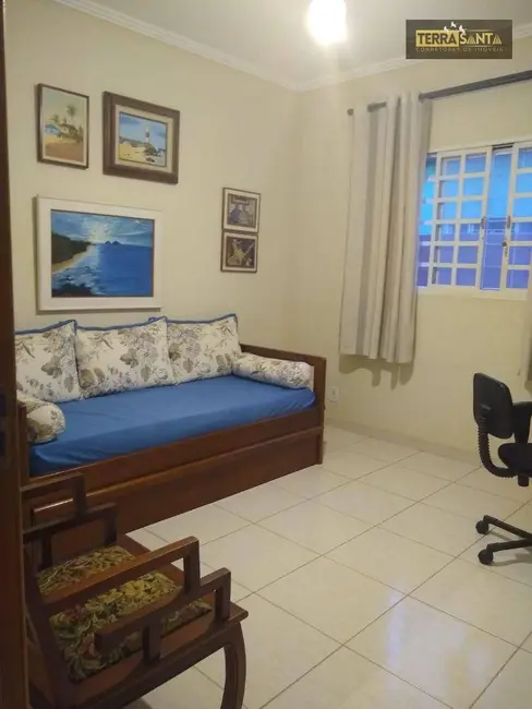 Foto 3 de Casa com 3 quartos à venda, 300m2 em Guaratingueta - SP