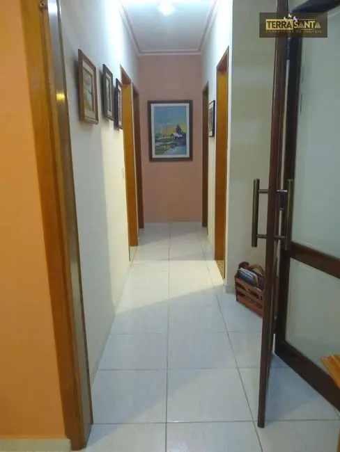 Foto 7 de Casa com 3 quartos à venda, 300m2 em Guaratingueta - SP
