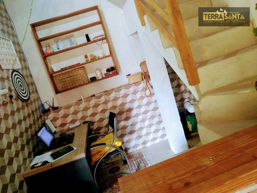 Casa com 3 quartos à venda, 300m2 em Residencial Village Santana, Guaratingueta - SP - imagem 5 Foto 5 de Casa com 3 quartos à venda, 300m2 em Residencial Village Santana, Guaratingueta - SP