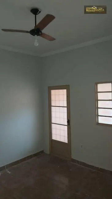 Foto 3 de Casa com 2 quartos à venda, 125m2 em Parque Residencial Beira Rio, Guaratingueta - SP