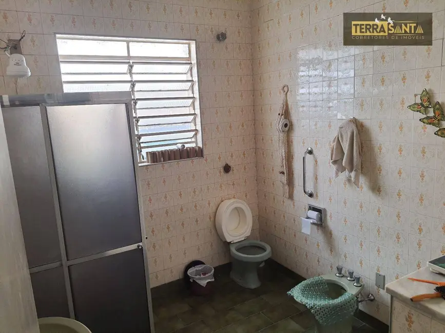 Casa com 3 quartos à venda, 500m2 em Pedregulho, Guaratingueta - SP - imagem 5 Foto 5 de Casa com 3 quartos à venda, 500m2 em Pedregulho, Guaratingueta - SP