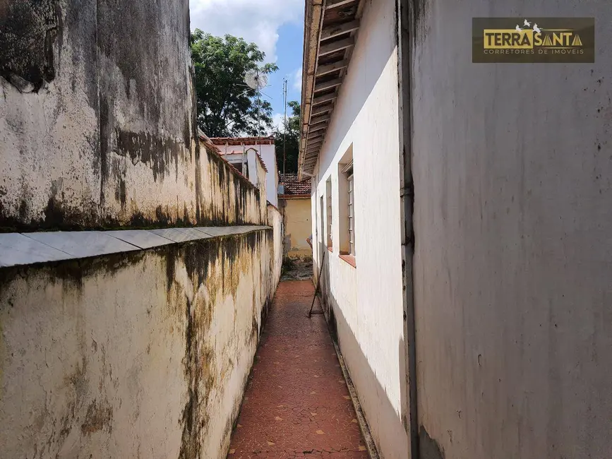 Casa com 3 quartos à venda, 500m2 em Pedregulho, Guaratingueta - SP - imagem 9 Foto 9 de Casa com 3 quartos à venda, 500m2 em Pedregulho, Guaratingueta - SP