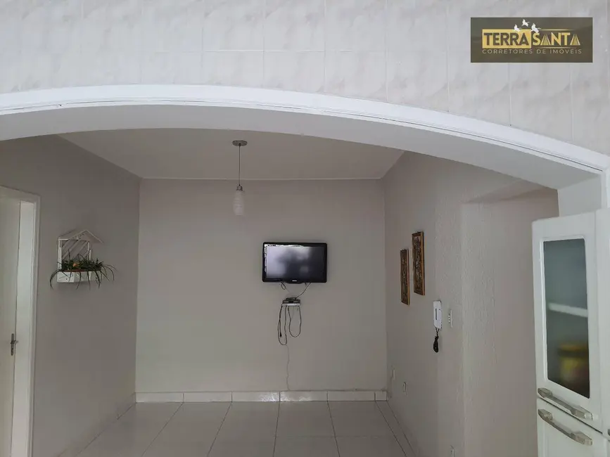 Foto 4 de Casa com 3 quartos à venda, 450m2 em Vila Eliana Maria, Guaratingueta - SP