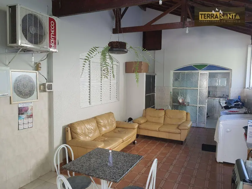 Foto 6 de Casa com 3 quartos à venda, 450m2 em Vila Eliana Maria, Guaratingueta - SP