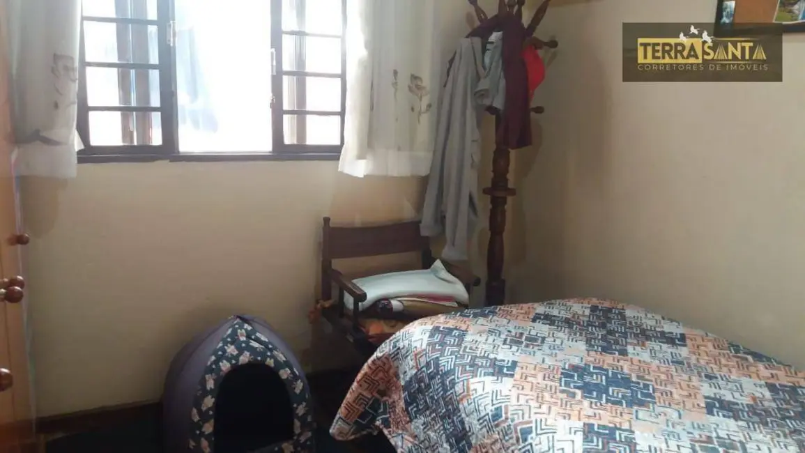 Casa com 3 quartos à venda, 500m2 em Pedregulho, Guaratingueta - SP - imagem 4 Foto 4 de Casa com 3 quartos à venda, 500m2 em Pedregulho, Guaratingueta - SP