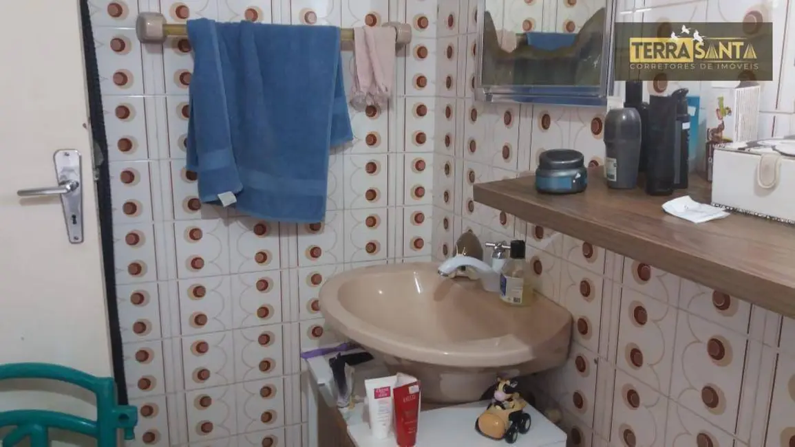 Casa com 3 quartos à venda, 500m2 em Pedregulho, Guaratingueta - SP - imagem 3 Foto 3 de Casa com 3 quartos à venda, 500m2 em Pedregulho, Guaratingueta - SP