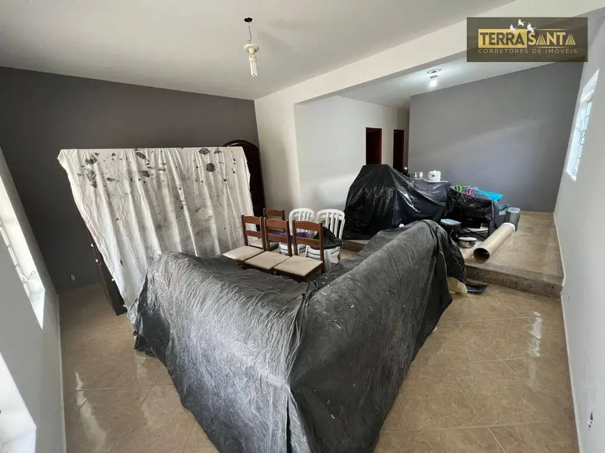 Foto 2 de Casa com 3 quartos à venda, 250m2 em Pedregulho, Guaratingueta - SP