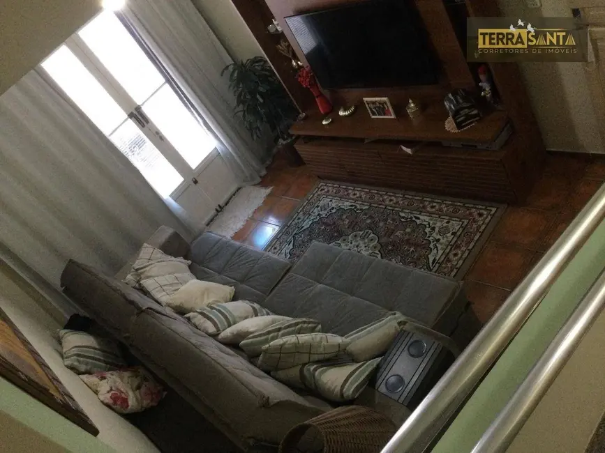 Foto 7 de Casa com 3 quartos à venda e para alugar, 250m2 em Parque Residencial Anna Guilhermina Rois Alves, Guaratingueta - SP