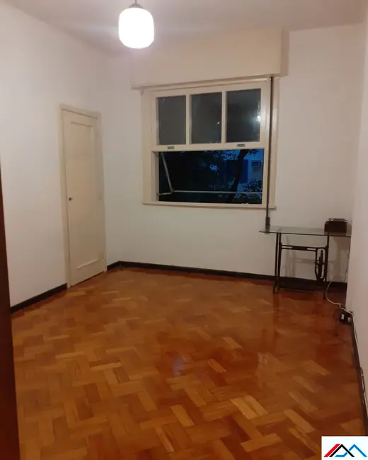 Apartamento com 3 quartos à venda, 100m2 em Copacabana, Rio De Janeiro - RJ - imagem 6 Foto 6 de Apartamento com 3 quartos à venda, 100m2 em Copacabana, Rio De Janeiro - RJ