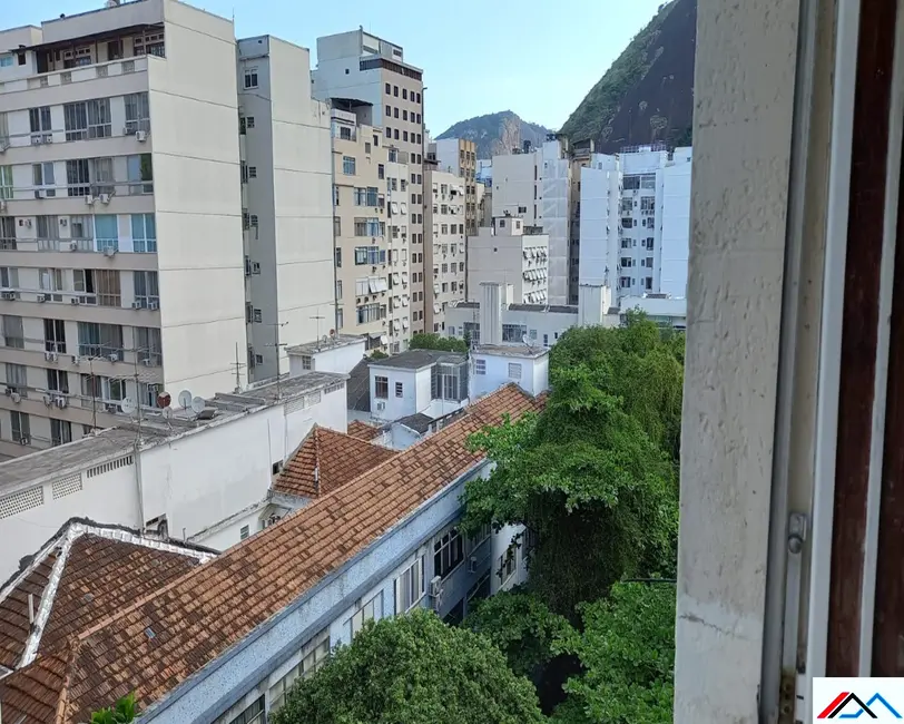 Foto 2 de Apartamento com 3 quartos à venda, 140m2 em Copacabana, Rio De Janeiro - RJ