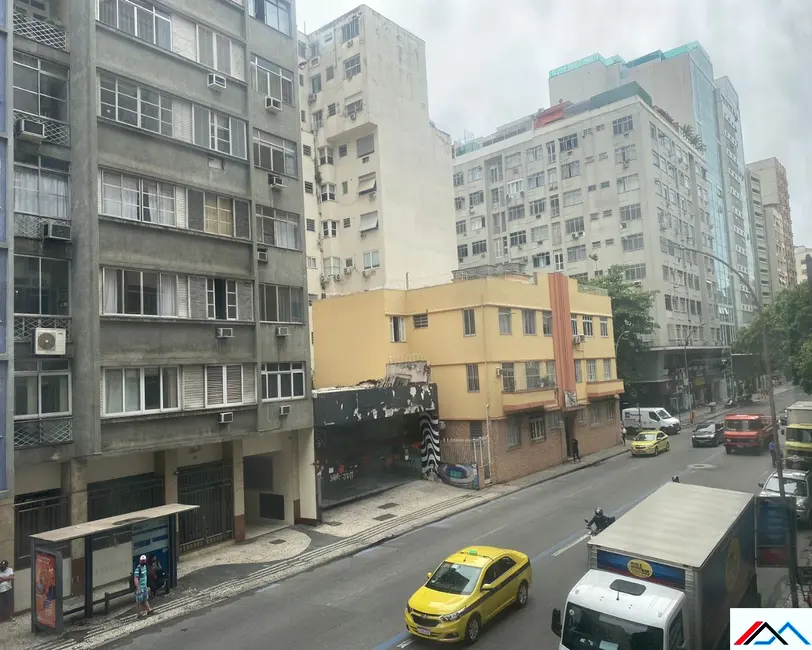 Foto 2 de Apartamento com 3 quartos à venda, 130m2 em Copacabana, Rio De Janeiro - RJ