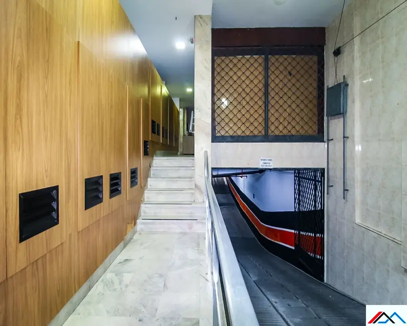 Foto 2 de Apartamento com 2 quartos à venda, 72m2 em Copacabana, Rio De Janeiro - RJ