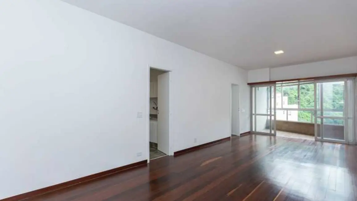 Foto 1 de Apartamento com 2 quartos à venda, 120m2 em Copacabana, Rio De Janeiro - RJ