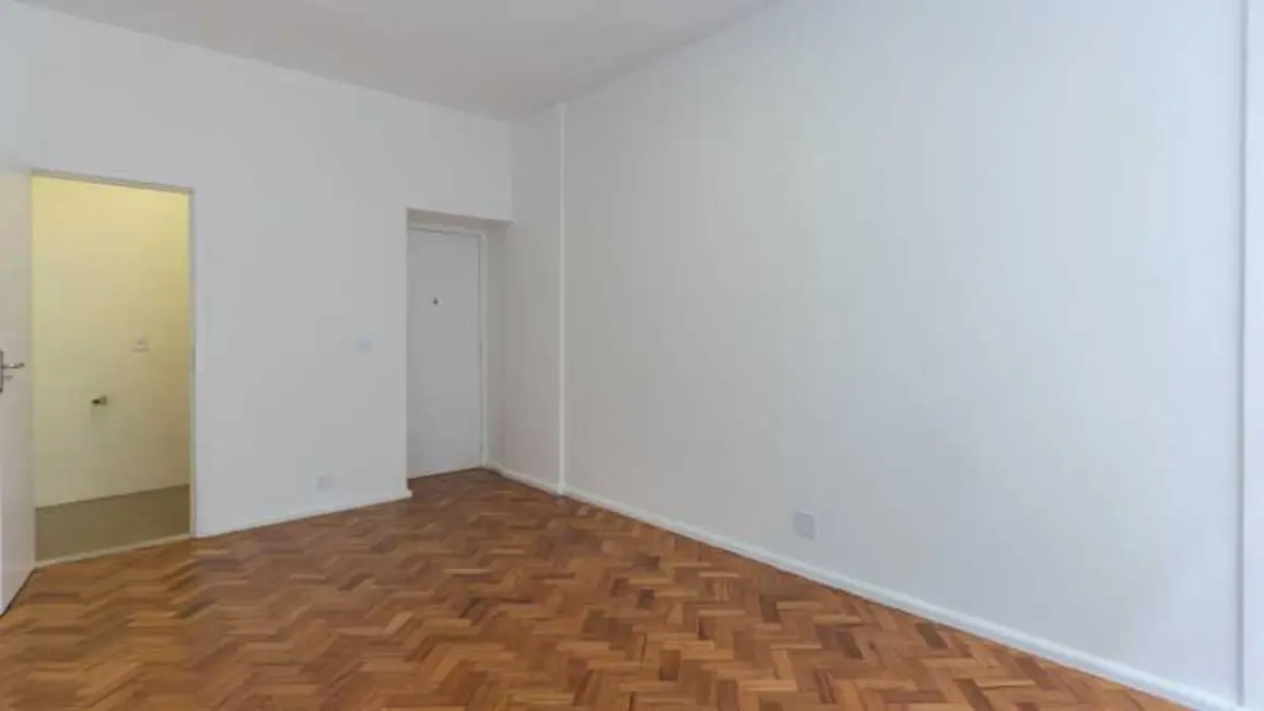 Foto 2 de Apartamento com 1 quarto à venda, 45m2 em Botafogo, Rio De Janeiro - RJ