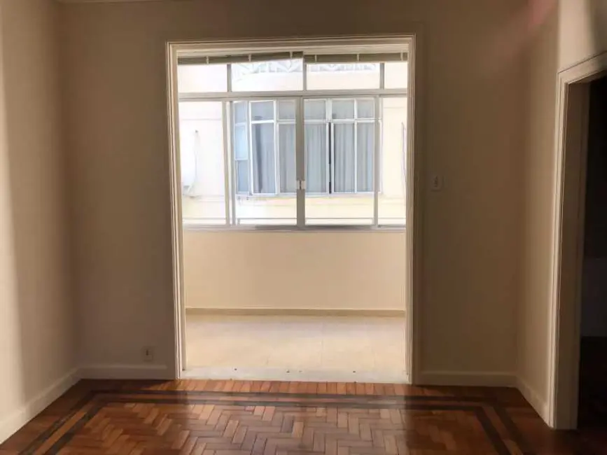 Foto 1 de Apartamento com 1 quarto à venda, 39m2 em Copacabana, Rio De Janeiro - RJ