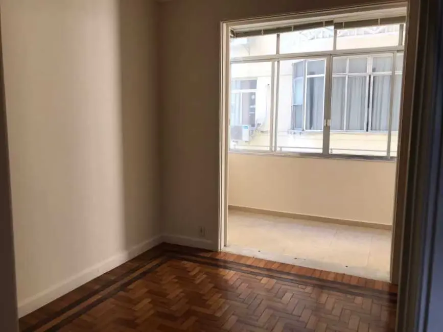Foto 2 de Apartamento com 1 quarto à venda, 39m2 em Copacabana, Rio De Janeiro - RJ