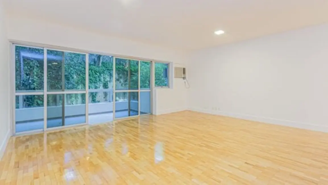 Foto 1 de Apartamento com 4 quartos à venda, 153m2 em Leblon, Rio De Janeiro - RJ