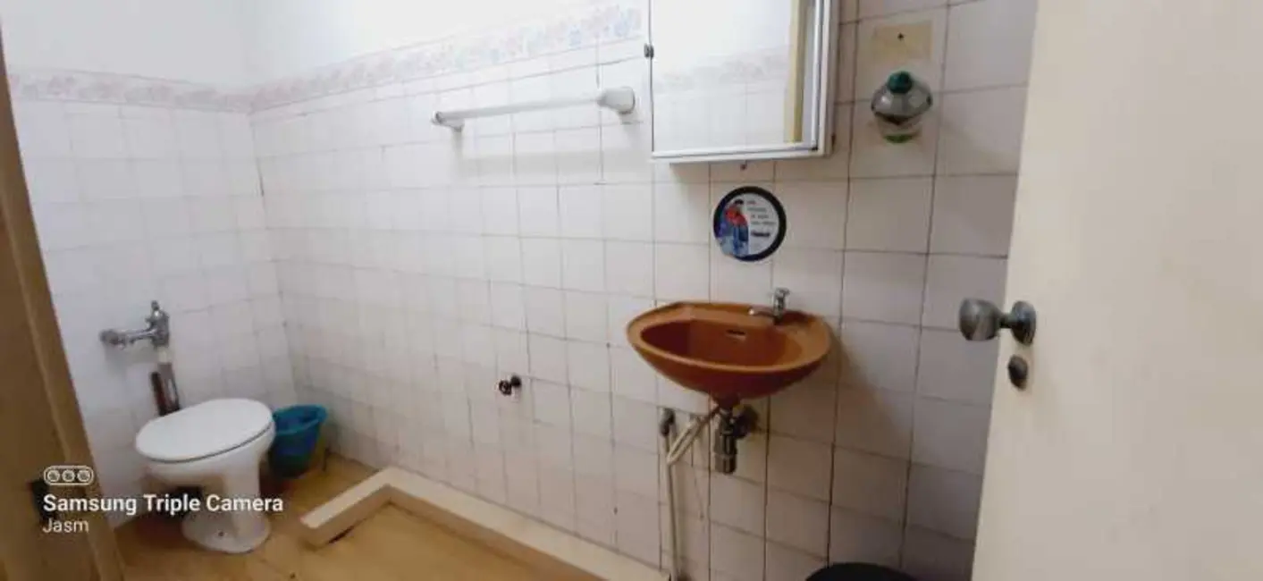 Sala Comercial à venda, 41m2 em Copacabana, Rio De Janeiro - RJ - imagem 3 Foto 3 de Sala Comercial à venda, 41m2 em Copacabana, Rio De Janeiro - RJ