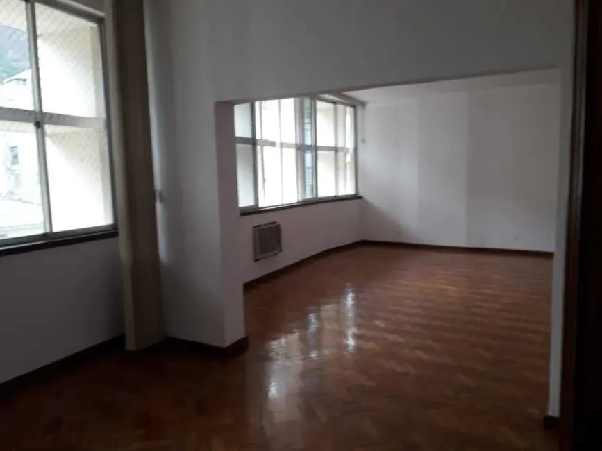 Foto 2 de Apartamento com 2 quartos à venda, 70m2 em Copacabana, Rio De Janeiro - RJ