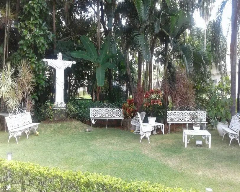 Foto 4 de Sobrado com 6 quartos à venda e para alugar, 850m2 em Cidade Vera Cruz - Jardins Viena, Aparecida De Goiania - GO