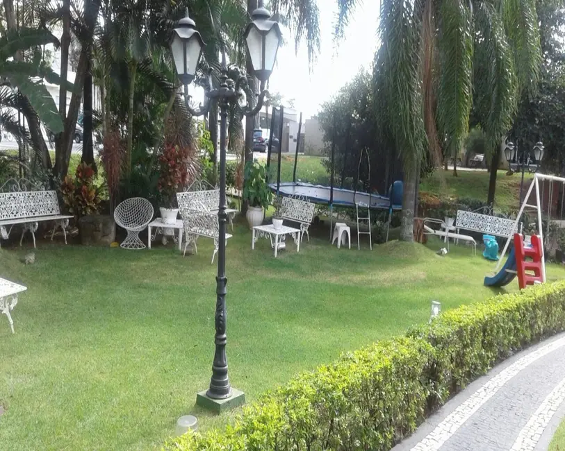 Foto 3 de Sobrado com 6 quartos à venda e para alugar, 850m2 em Cidade Vera Cruz - Jardins Viena, Aparecida De Goiania - GO