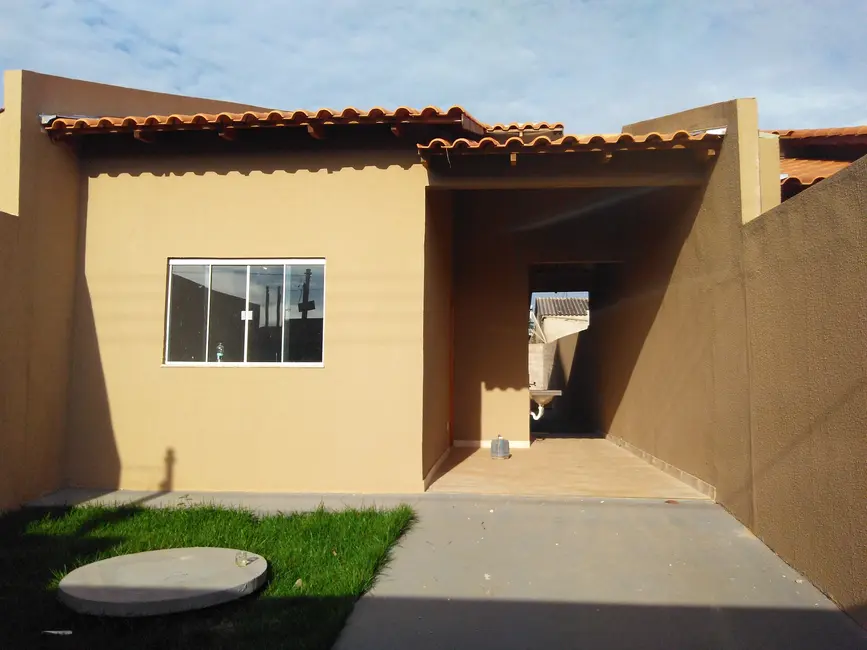 Foto 3 de Casa com 2 quartos à venda, 180m2 em Setor Comendador Walmor, Aparecida De Goiania - GO