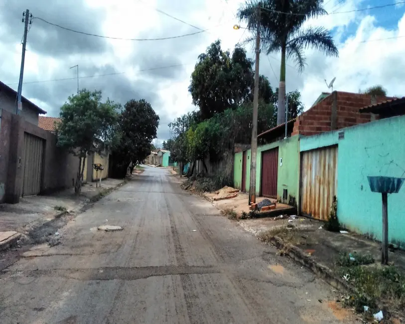 Foto 2 de Casa com 2 quartos à venda, 180m2 em Jardim Rosa do Sul, Aparecida De Goiania - GO