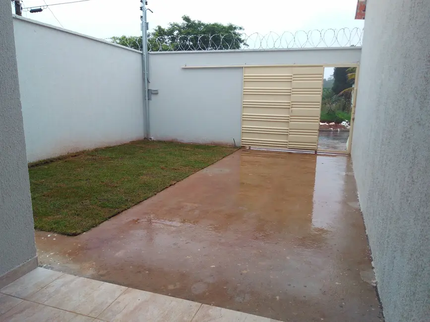 Foto 4 de Casa com 3 quartos à venda, 95m2 em Parque Hayala, Aparecida De Goiania - GO