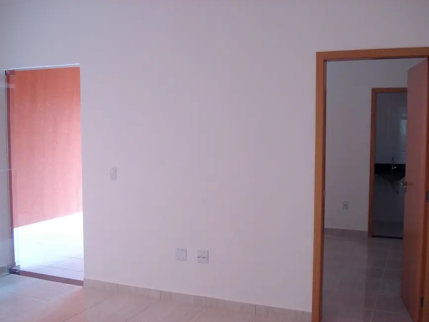 Foto 5 de Casa com 2 quartos à venda, 180m2 em Jardim Ipiranga, Aparecida De Goiania - GO