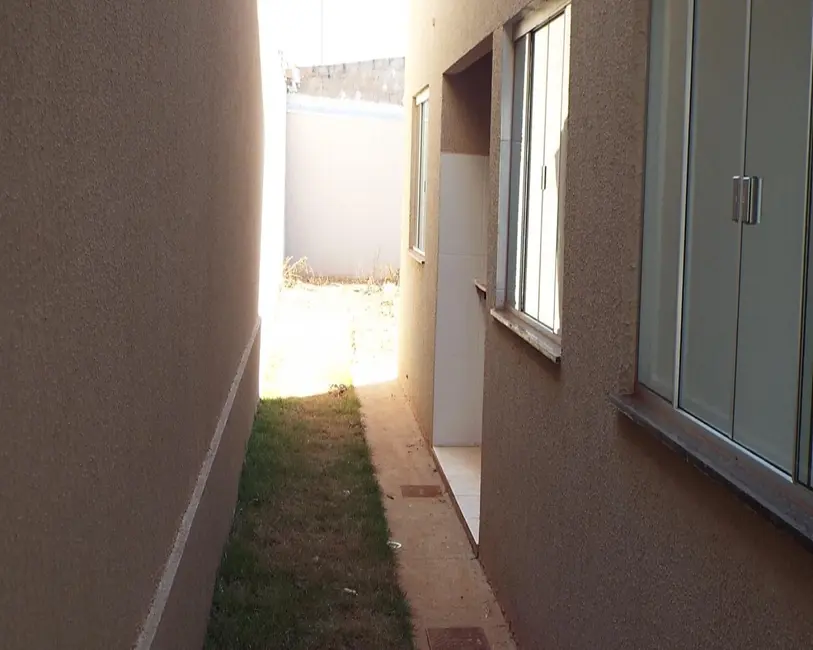 Foto 3 de Casa com 3 quartos à venda, 180m2 em Aparecida De Goiania - GO