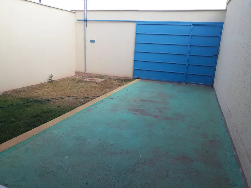 Foto 3 de Casa com 3 quartos à venda, 180m2 em Aparecida De Goiania - GO