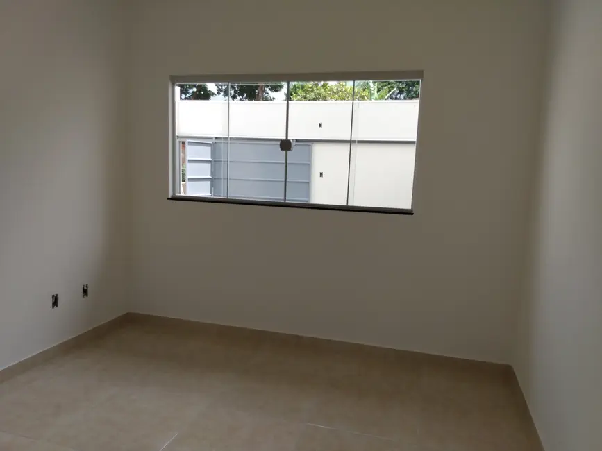 Foto 2 de Casa com 3 quartos à venda, 180m2 em Independência - 2º Complemento, Aparecida De Goiania - GO