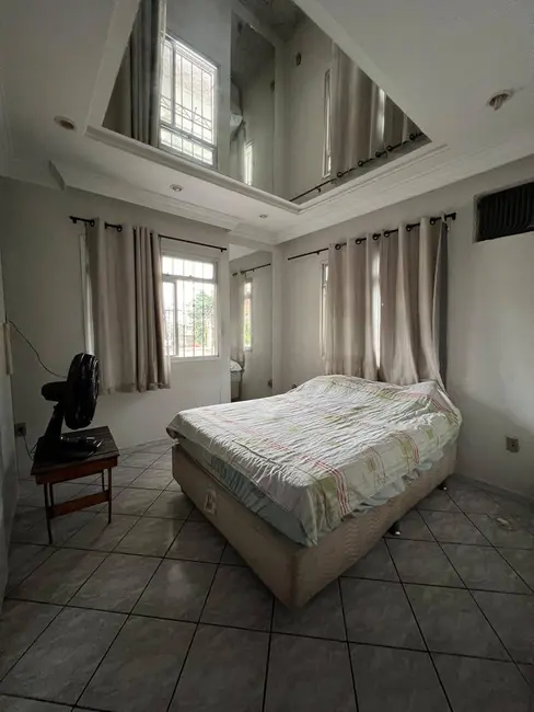 Casa com 3 quartos à venda, 189m2 em Jardim Guaranhuns, Vila Velha - ES - imagem 3 Foto 3 de Casa com 3 quartos à venda, 189m2 em Jardim Guaranhuns, Vila Velha - ES