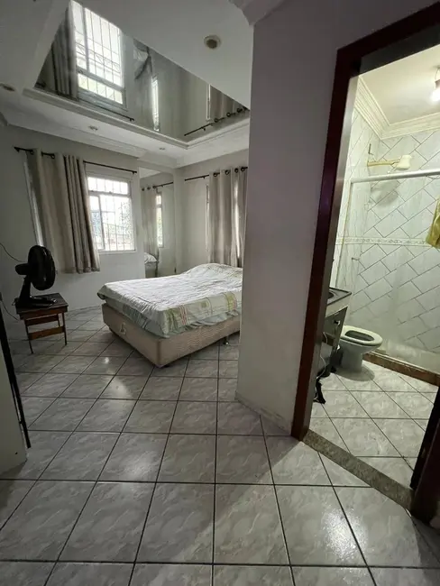 Casa com 3 quartos à venda, 189m2 em Jardim Guaranhuns, Vila Velha - ES - imagem 5 Foto 5 de Casa com 3 quartos à venda, 189m2 em Jardim Guaranhuns, Vila Velha - ES