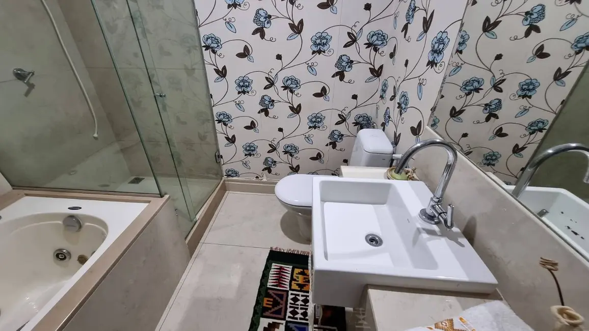 Apartamento com 3 quartos à venda, 130m2 em Praia da Costa, Vila Velha - ES - imagem 3 Foto 3 de Apartamento com 3 quartos à venda, 130m2 em Praia da Costa, Vila Velha - ES