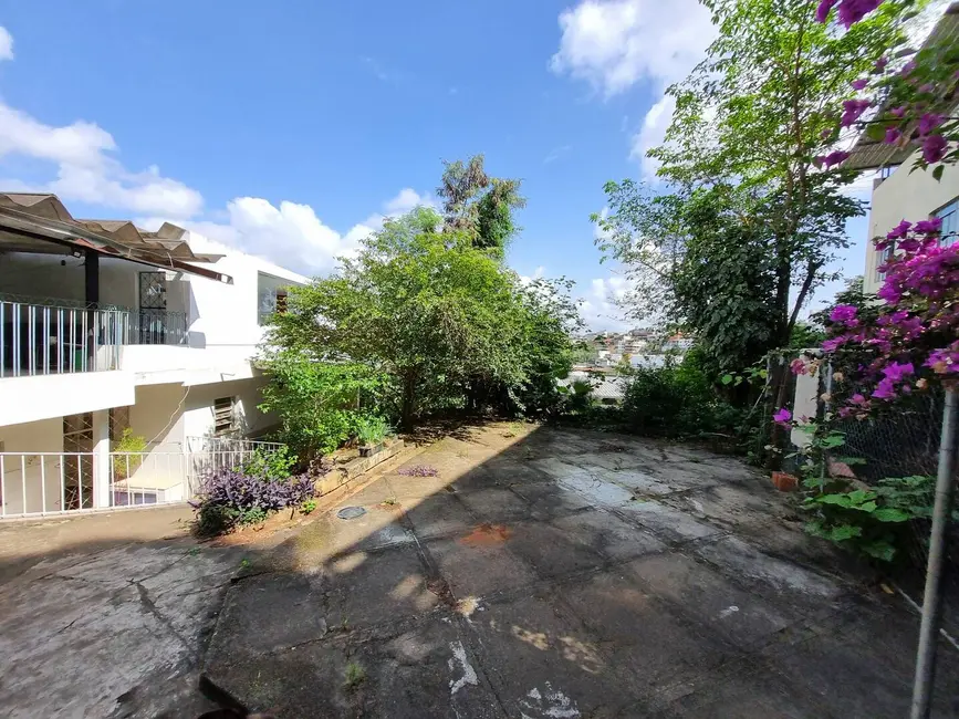 Foto 2 de Terreno / Lote à venda, 359m2 em Ferroviários, Cachoeiro De Itapemirim - ES