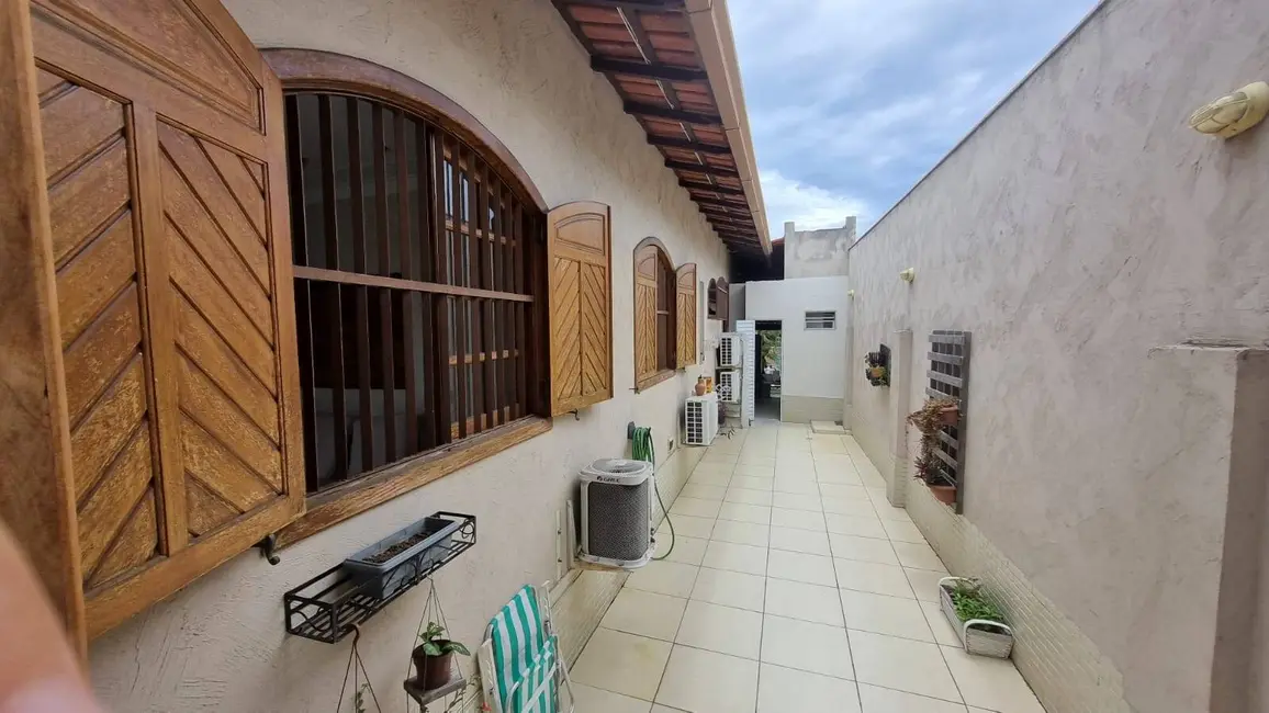 Casa com 3 quartos à venda, 260m2 em Cocal, Vila Velha - ES - imagem 5 Foto 5 de Casa com 3 quartos à venda, 260m2 em Cocal, Vila Velha - ES