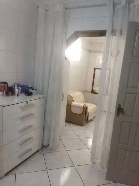 Casa com 5 quartos à venda, 200m2 em IBES, Vila Velha - ES - imagem 9 Foto 9 de Casa com 5 quartos à venda, 200m2 em IBES, Vila Velha - ES