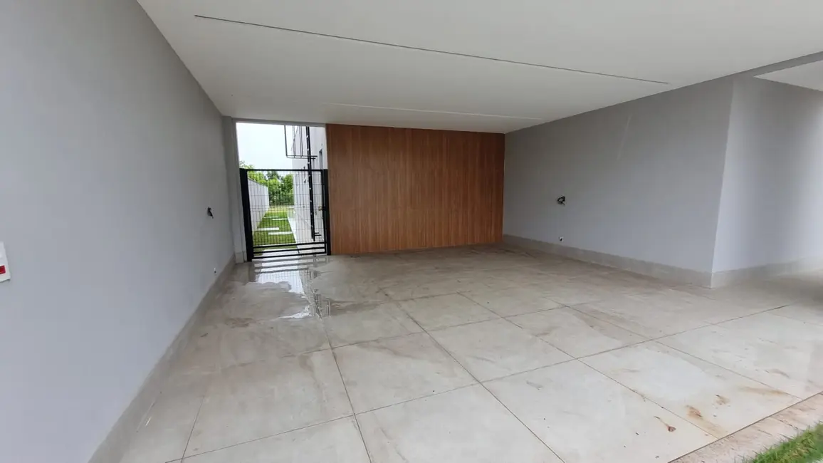 Foto 3 de Casa com 3 quartos à venda, 588m2 em Interlagos, Vila Velha - ES
