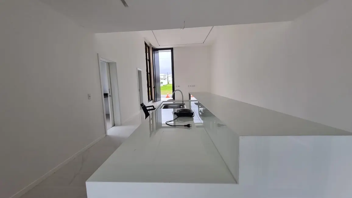 Foto 6 de Casa com 3 quartos à venda, 588m2 em Interlagos, Vila Velha - ES