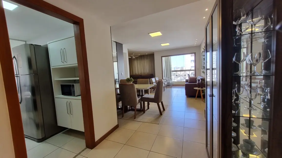 Foto 3 de Apartamento com 2 quartos à venda, 90m2 em Itapuã, Vila Velha - ES