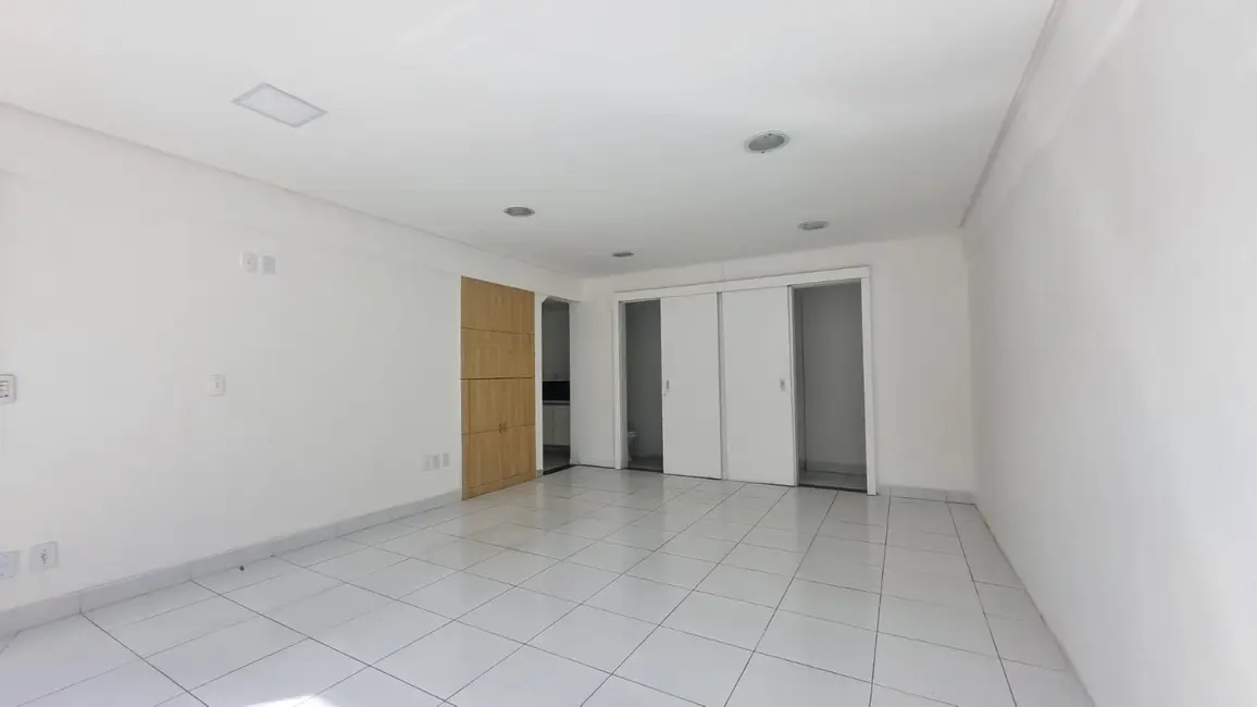 Foto 3 de Sala Comercial à venda, 131m2 em Itapuã, Vila Velha - ES