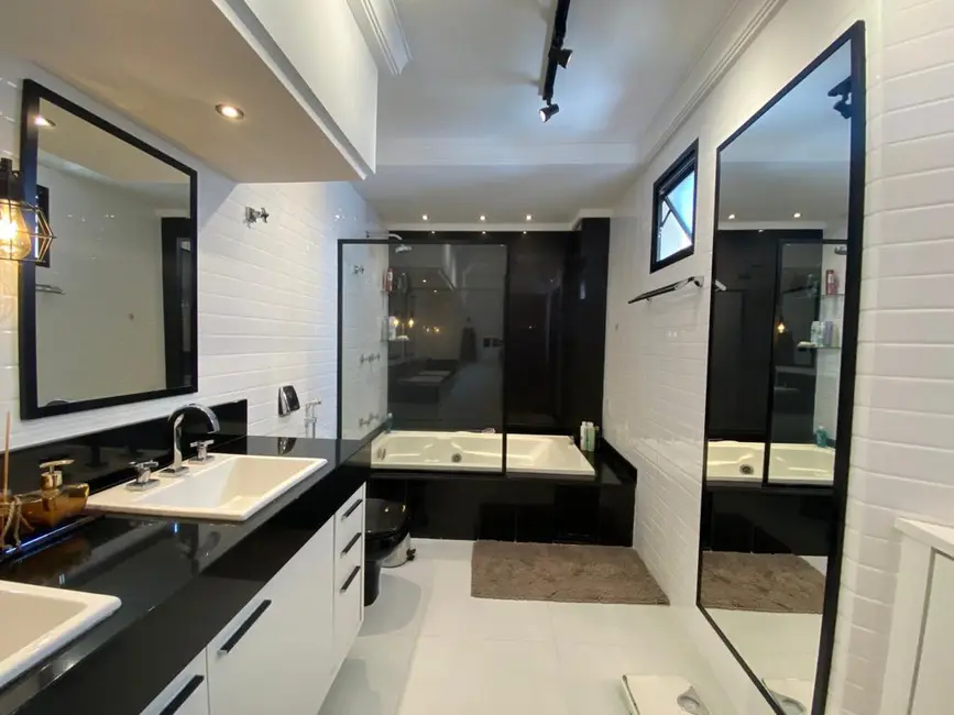 Foto 7 de Apartamento com 5 quartos à venda, 380m2 em Praia do Morro, Guarapari - ES