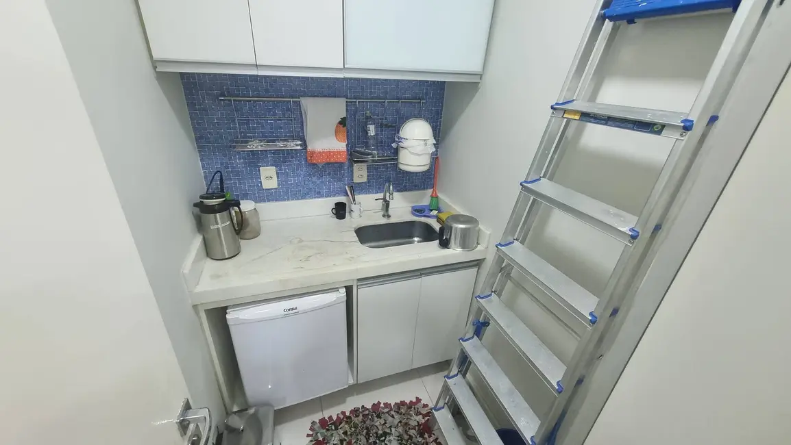 Sala Comercial à venda, 67m2 em Centro de Vila Velha, Vila Velha - ES - imagem 6 Foto 6 de Sala Comercial à venda, 67m2 em Centro de Vila Velha, Vila Velha - ES