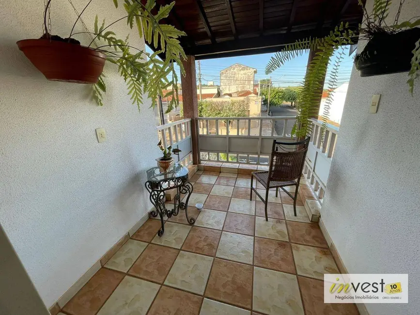 Sobrado com 3 quartos à venda, 170m2 em Vila Maceno, Sao Jose Do Rio Preto - SP - imagem 8 Foto 8 de Sobrado com 3 quartos à venda, 170m2 em Vila Maceno, Sao Jose Do Rio Preto - SP