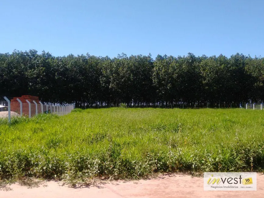 Foto 1 de Terreno / Lote à venda, 1000m2 em Mirassol - SP