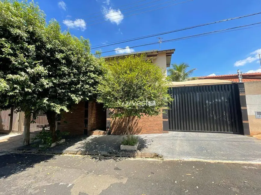 Casa com 4 quartos à venda, 360m2 em Jardim São Marco, Sao Jose Do Rio Preto - SP - imagem 1 Foto 1 de Casa com 4 quartos à venda, 360m2 em Jardim São Marco, Sao Jose Do Rio Preto - SP