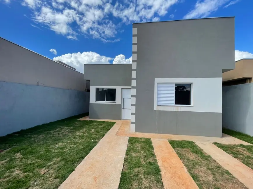 Foto 3 de Casa com 2 quartos à venda, 200m2 em Mirassol - SP