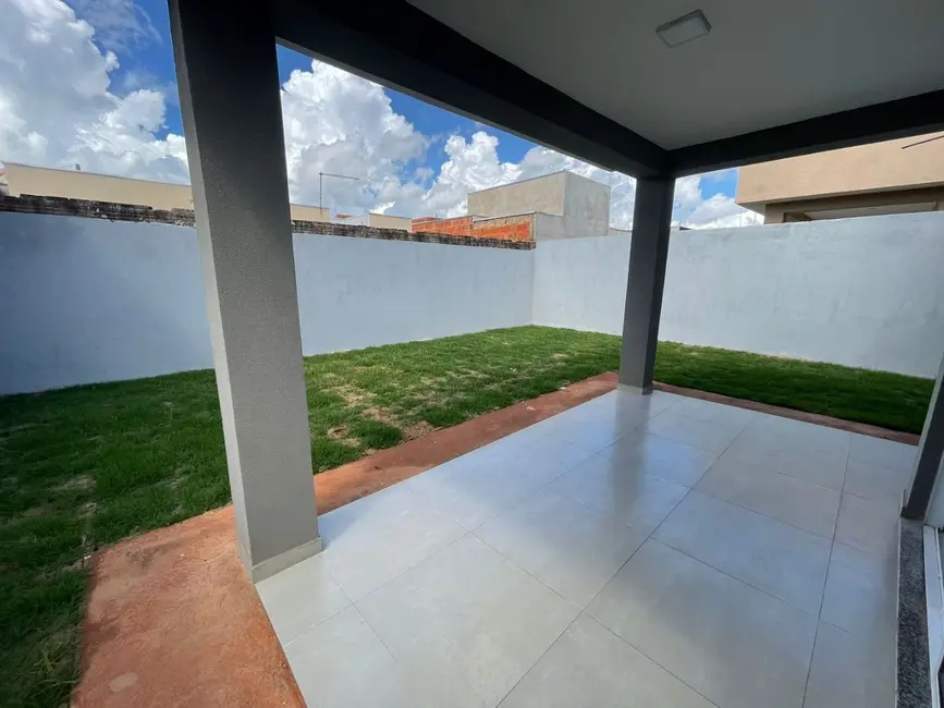 Foto 2 de Casa com 2 quartos à venda, 200m2 em Mirassol - SP