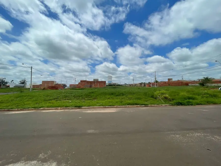 Foto 2 de Terreno / Lote à venda, 166m2 em Centro, Mirassol - SP